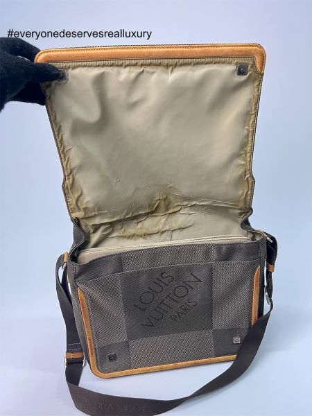 Louis Vuitton Damier Geant Terre Messenger Bag - Black Messenger Bags, Bags  - LOU762446